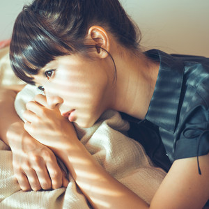 打屁股从白打到嫩红网站
