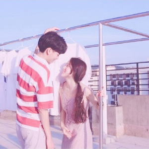 打屁股从白打到嫩红网站
